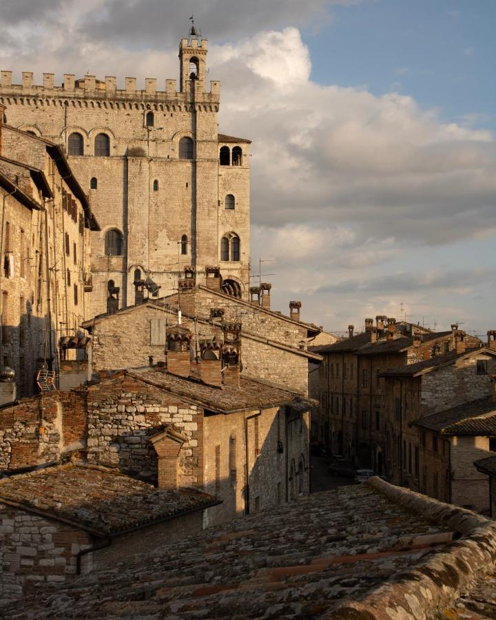 Casa Armanni - La Tua Casa Di Pietra Appartement Gubbio Buitenkant foto