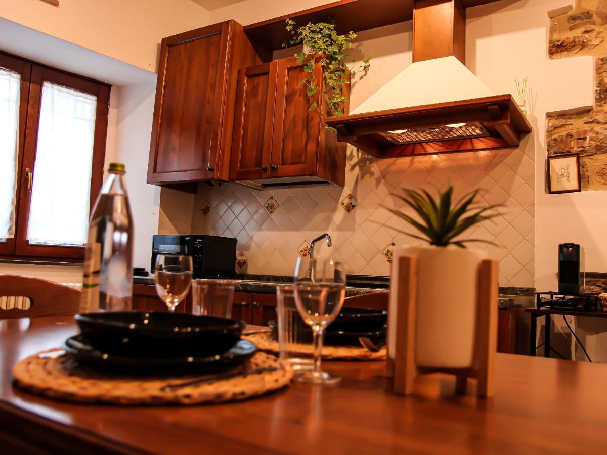 Casa Armanni - La Tua Casa Di Pietra Appartement Gubbio Buitenkant foto