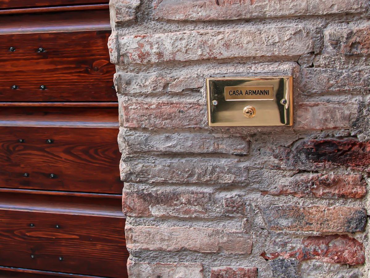 Casa Armanni - La Tua Casa Di Pietra Appartement Gubbio Buitenkant foto