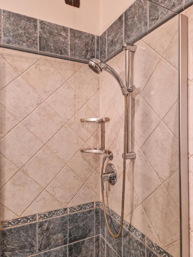 Casa Armanni - La Tua Casa Di Pietra Appartement Gubbio Buitenkant foto
